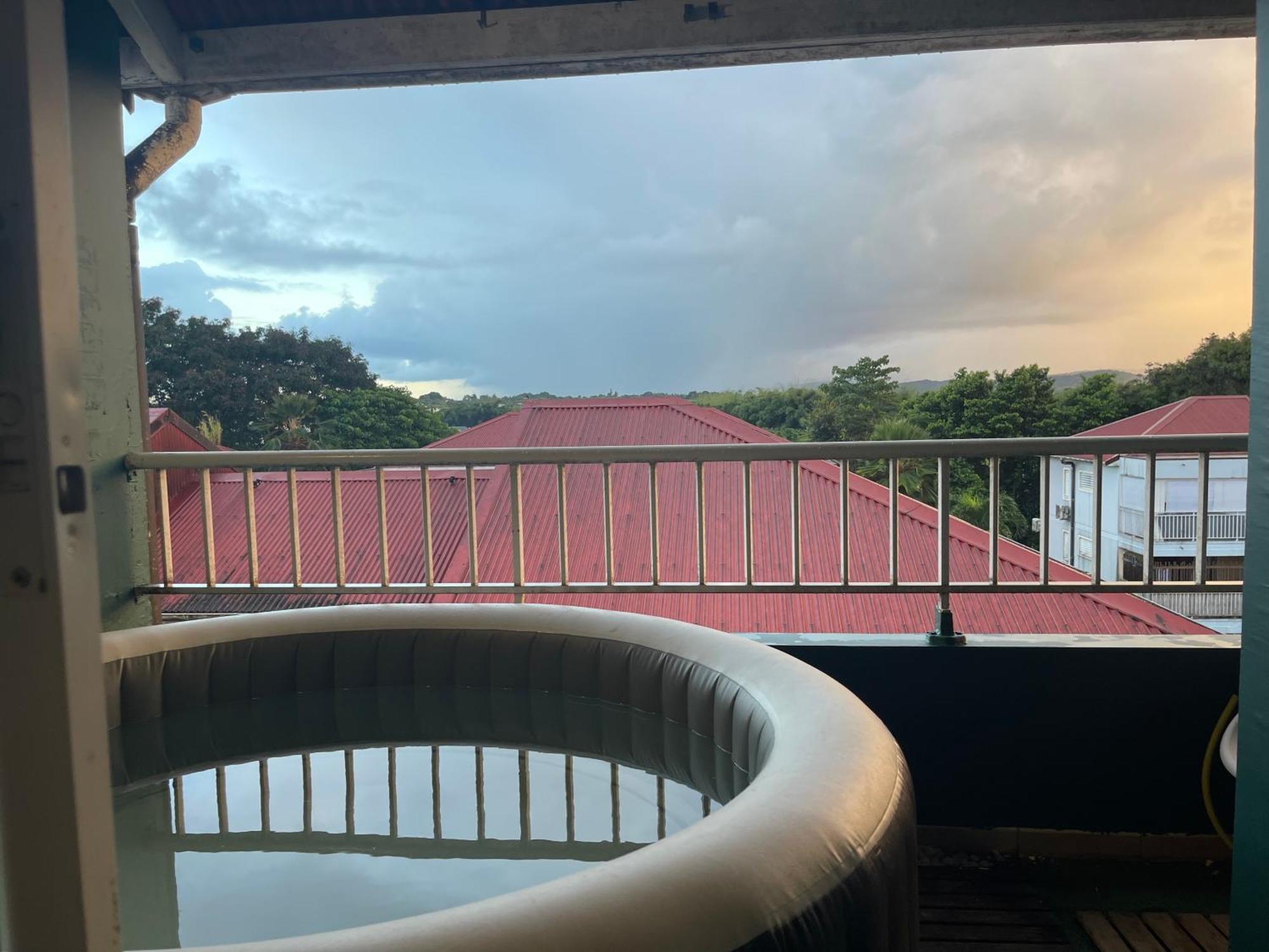 Appart Spa 20 Min Port Croisiere Et Aeroport Sainte-Rose Ngoại thất bức ảnh